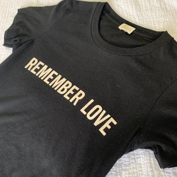 Nili Lotan Tops - Nili Lotan "Remember Love" slim fit graphic tee